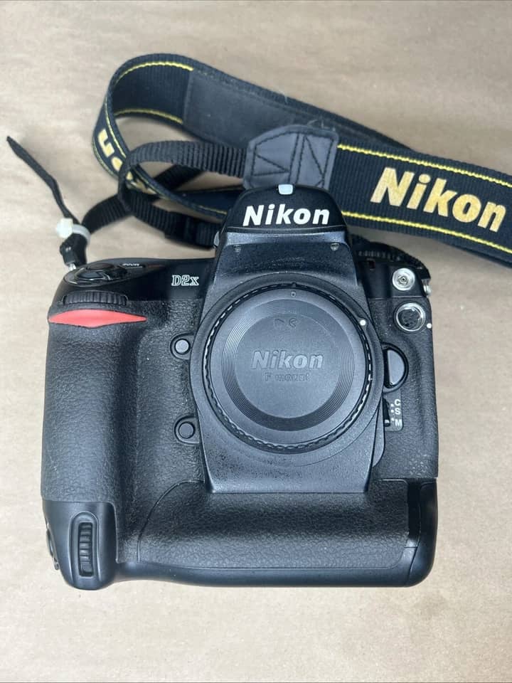 Nikon D2XS Digital Cameras Black New Body Only