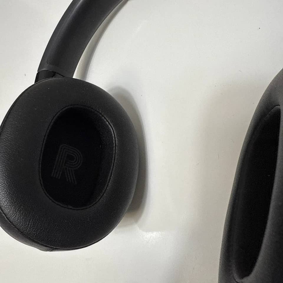 JBL JBLT670NCBLKAM Headphones & Earbuds 