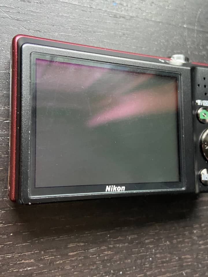 Nikon s570 Digital Cameras Black New Body Only