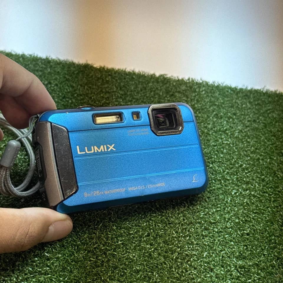 Panasonic LUMIX FT30 Digital Cameras Orange Used - Good Body Only