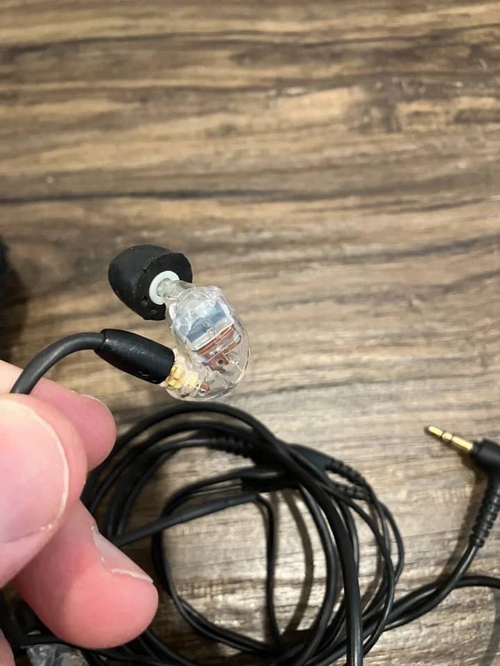 Shure SE535 Headphones & Earbuds Transparent New
