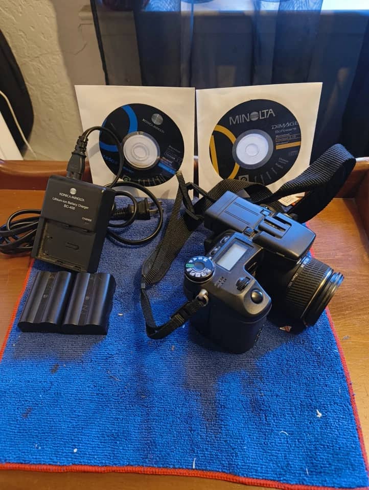Minolta DiMAGE A2 Digital Cameras