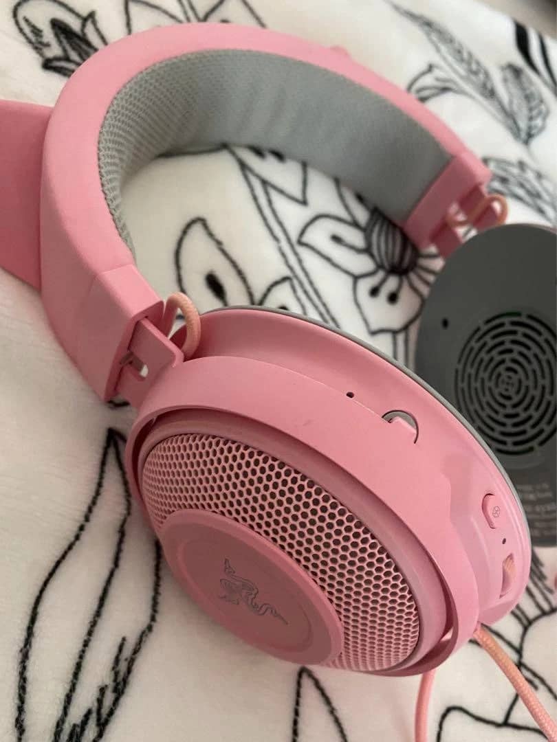 Razer Kraken Headphones & Earbuds Pink New