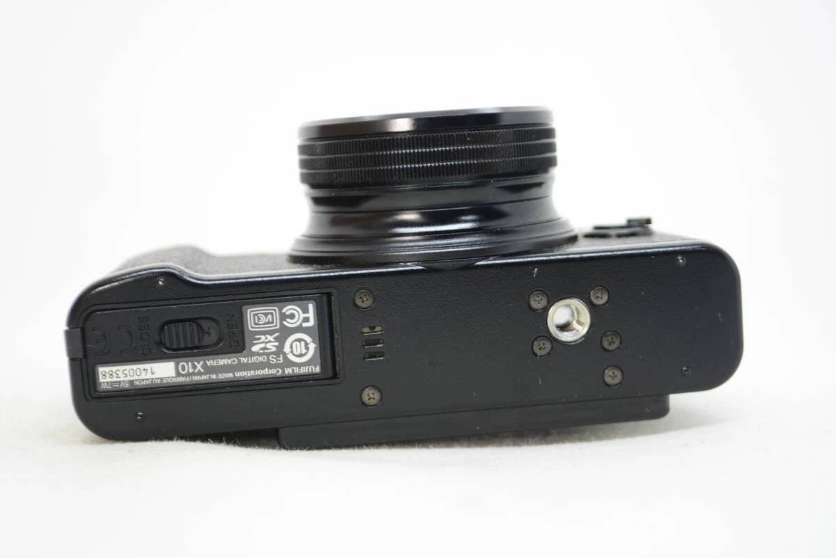 Fujifilm X10 Digital Cameras Black New Body Only