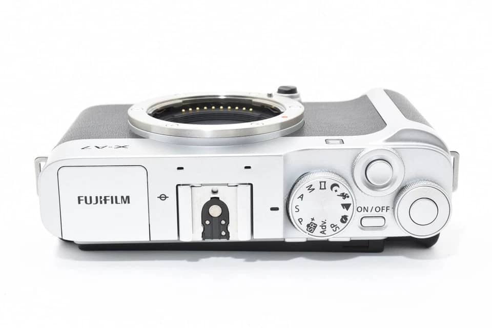Fujifilm X-A7 Digital Cameras Brown New w/ 15-45mm Kit