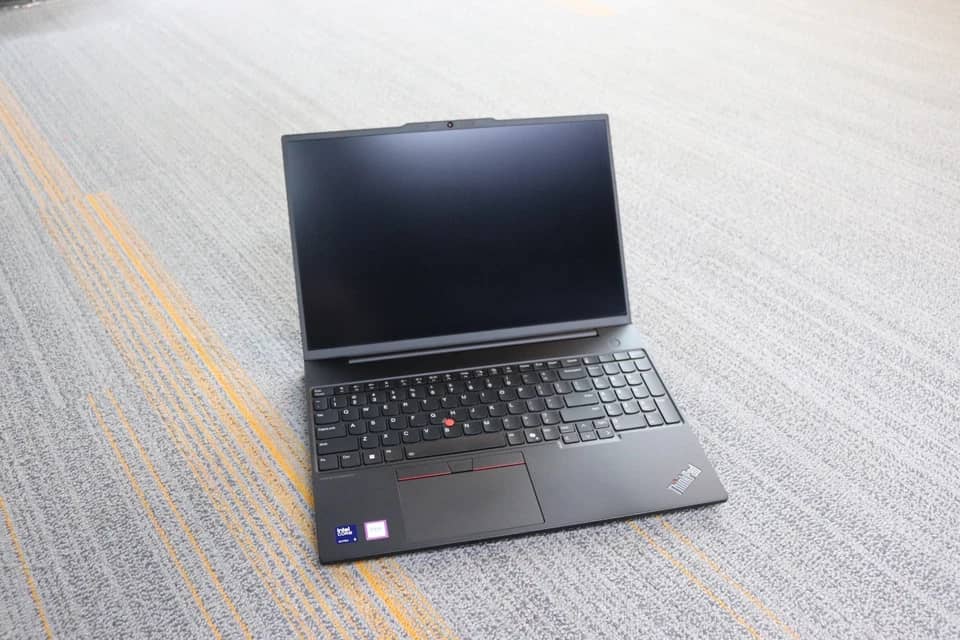 Lenovo 21MA0003US Computers