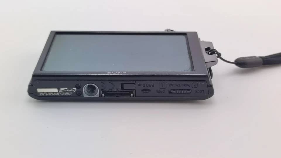 Sony Cyber-shot DSC-T900 Digital Cameras Red New Body Only
