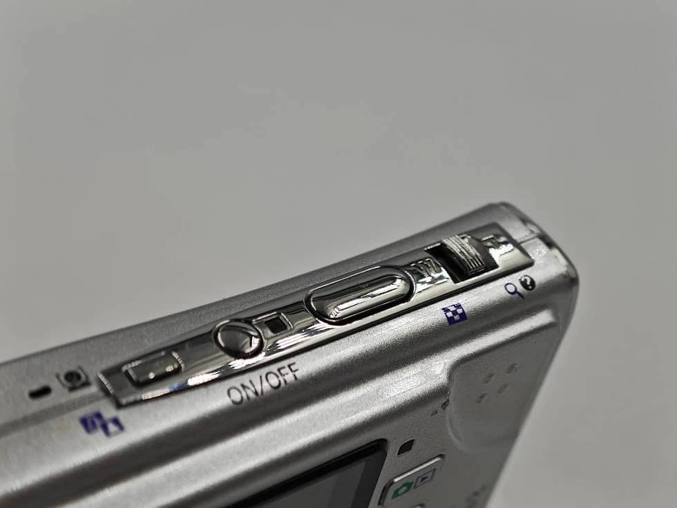 Nikon s9 Digital Cameras Gray New Body Only