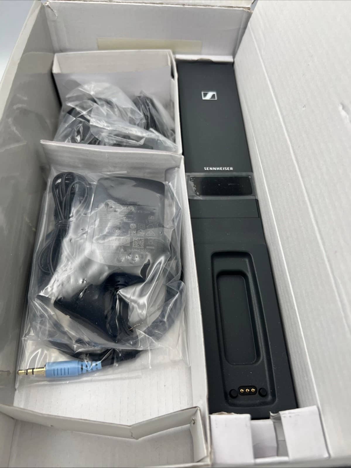 Sennheiser RS 2000 Headphones & Earbuds Black New