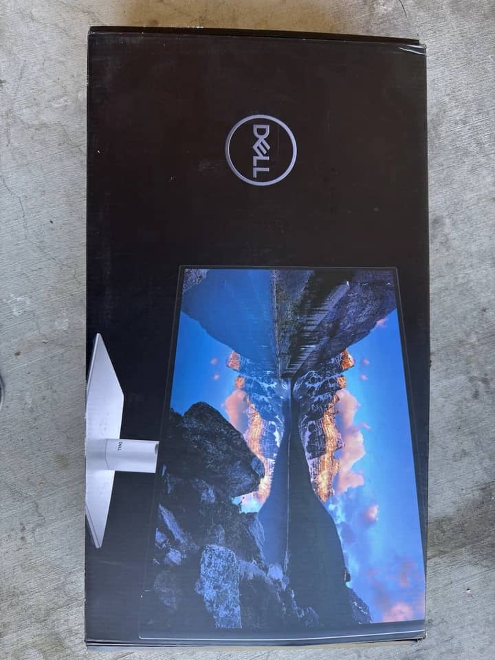 Dell U2724DE Monitors