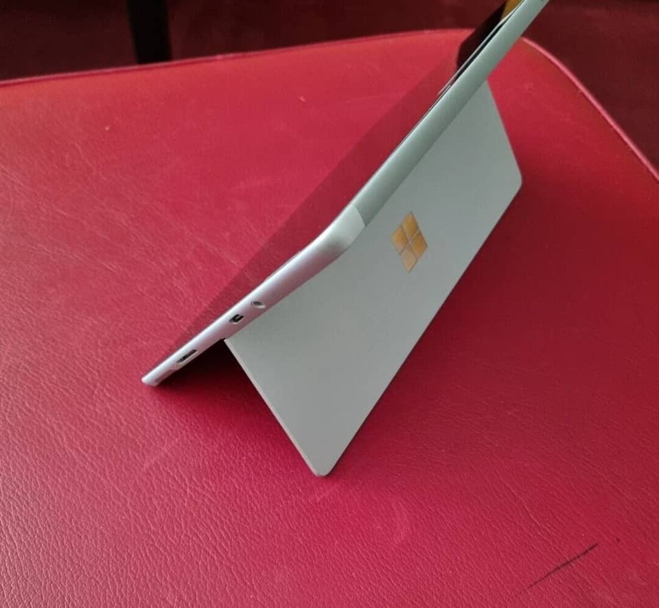 Microsoft Surface Go 1 Tablets