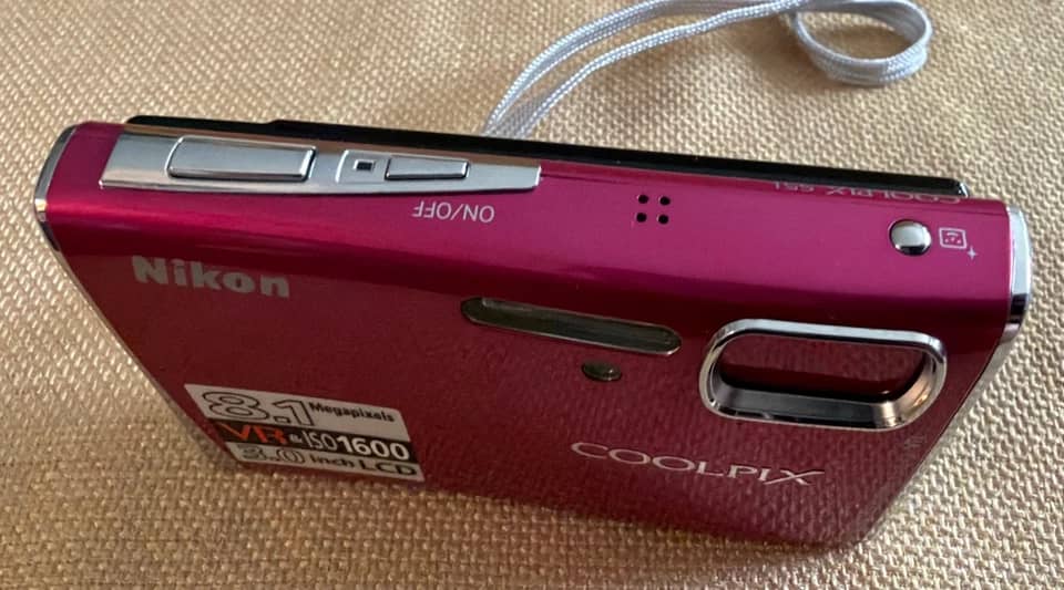 Nikon COOLPIX S51 Digital Cameras Black New Body Only