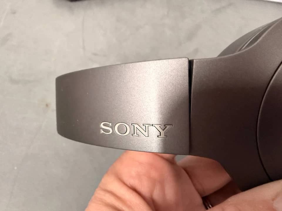 Sony WH-H900N Headphones & Earbuds Black New