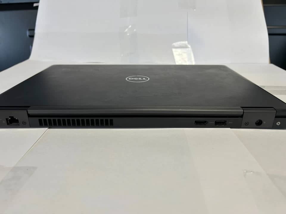 Dell Latitude 5570 Computers