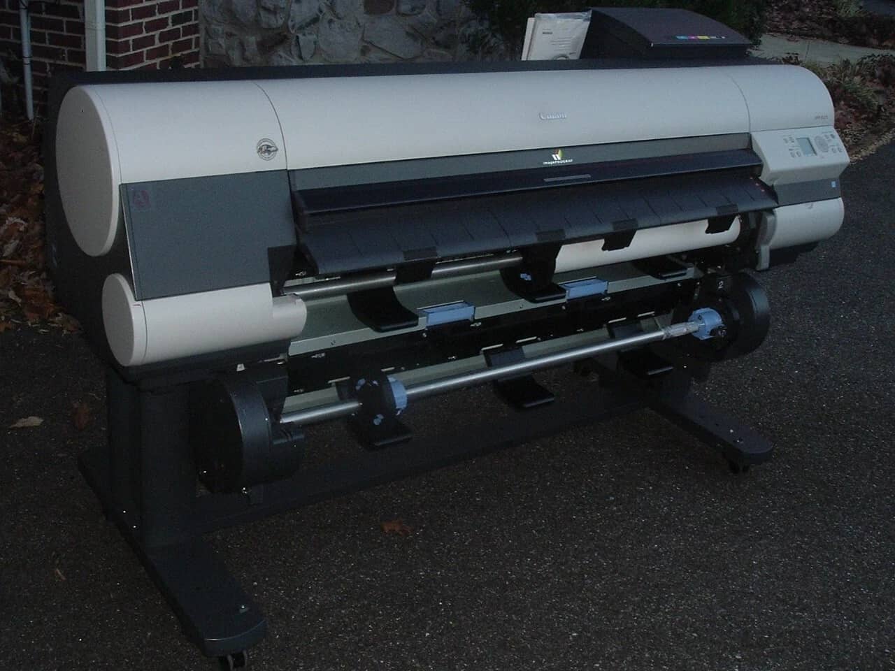 Canon ImagePrograf iPF 825 Printers Open-Box Excellent