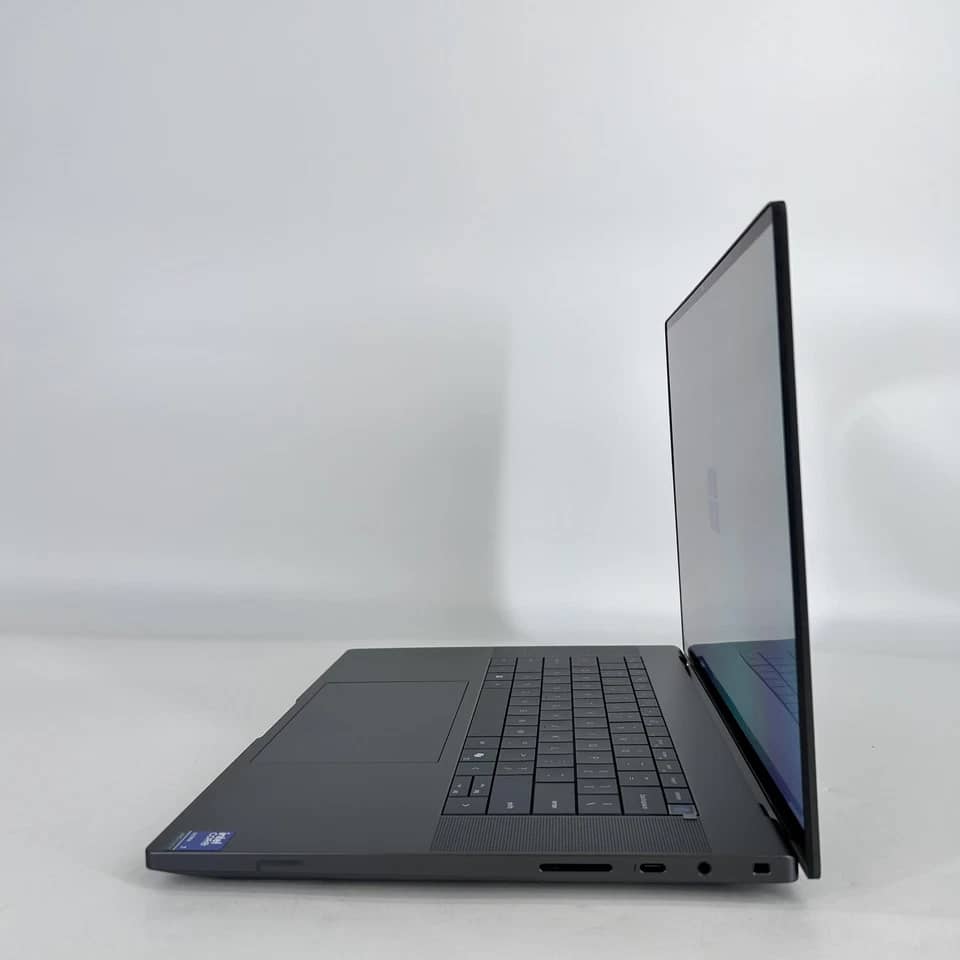 Lenovo Pro Max 16 Premium Computers