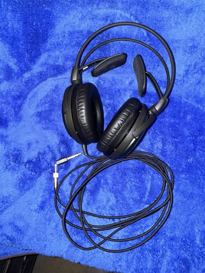 Audio-Technica ATH-A990Z Headphones & Earbuds Black New