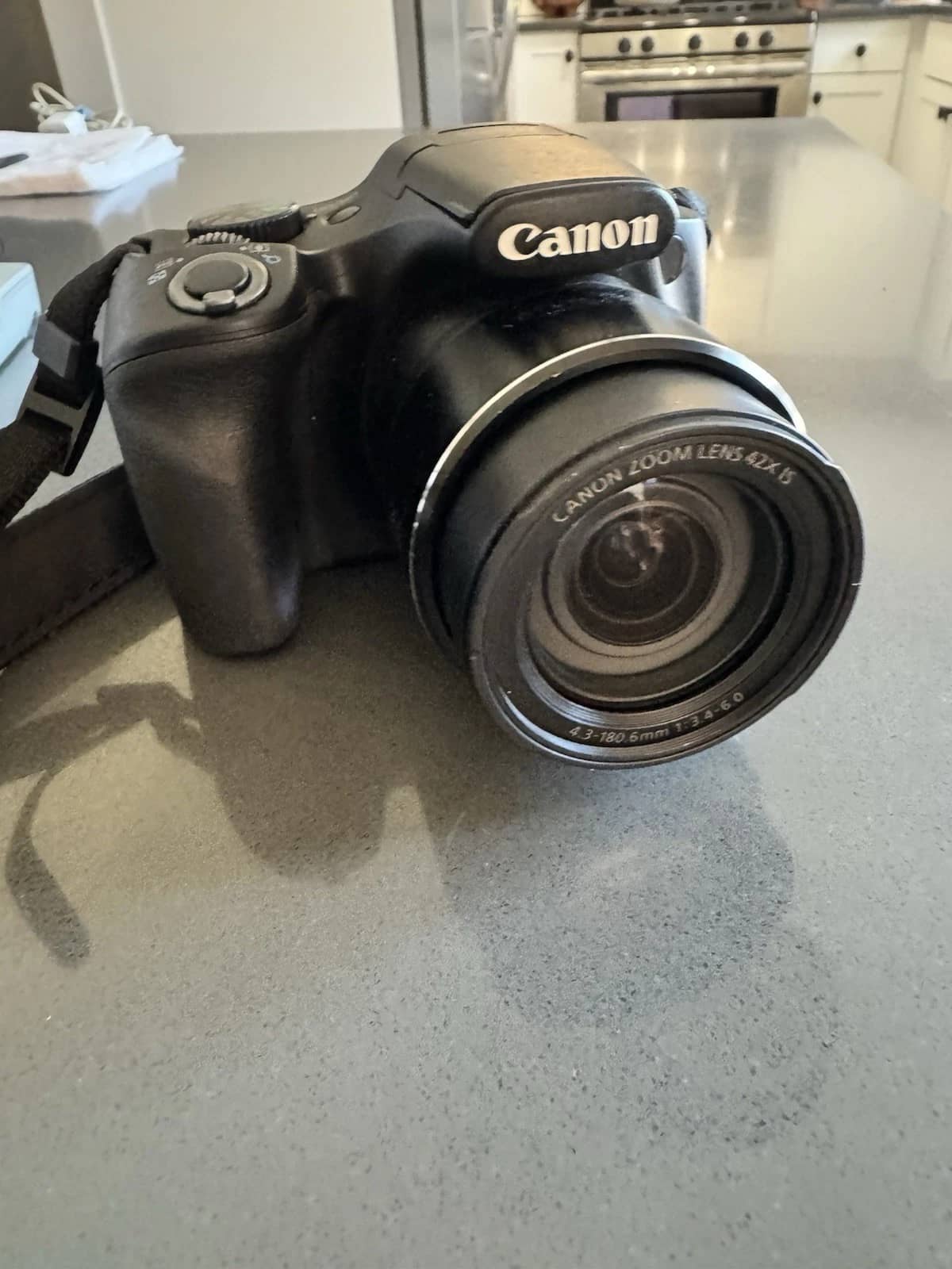 Canon Canon PowerShot SX520 HS Digital Cameras Black Open-Box Excellent