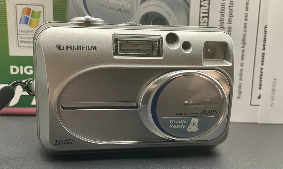 Fujifilm FinePix A Series A205 Digital Cameras Silver Open-Box Excellent Body Only
