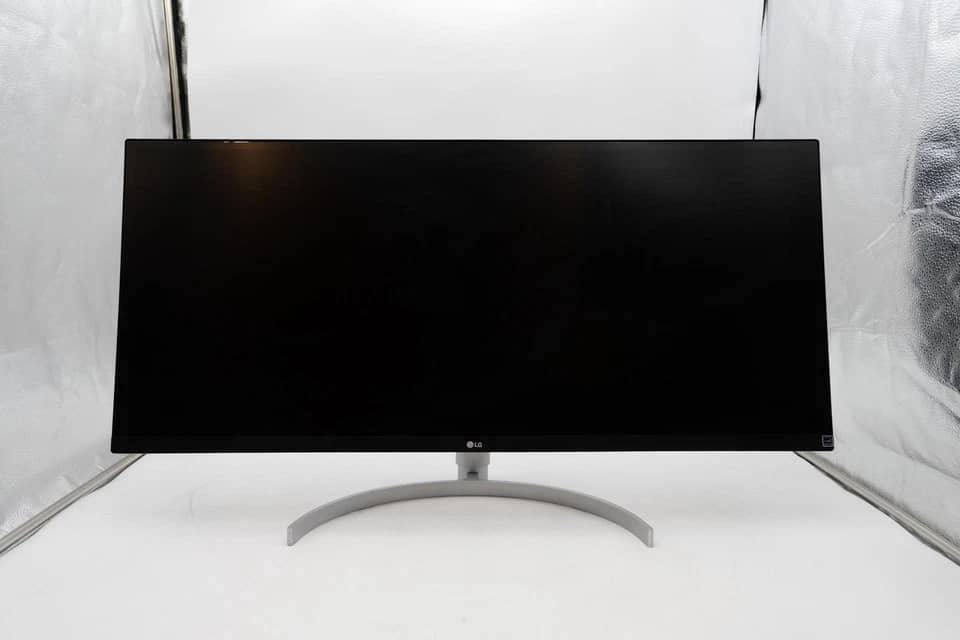 LG 34U511A Monitors