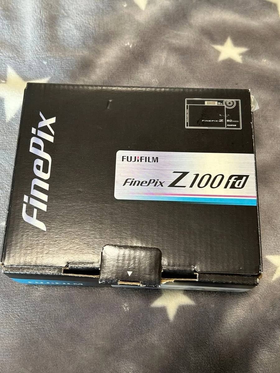 Fujifilm FinePix Z100fd Digital Cameras Silver New Body Only