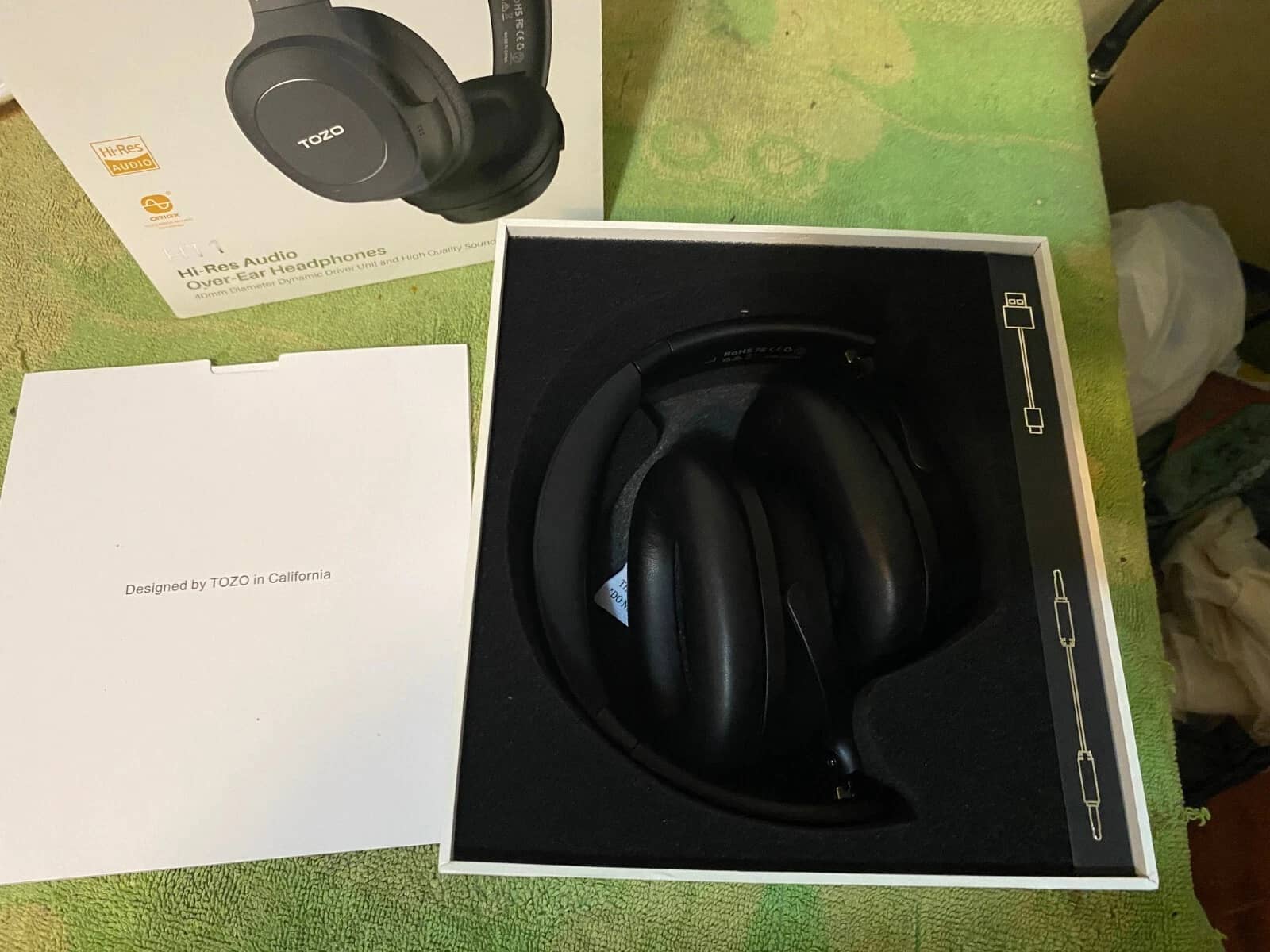 TOZO HT1 Headphones & Earbuds Black New