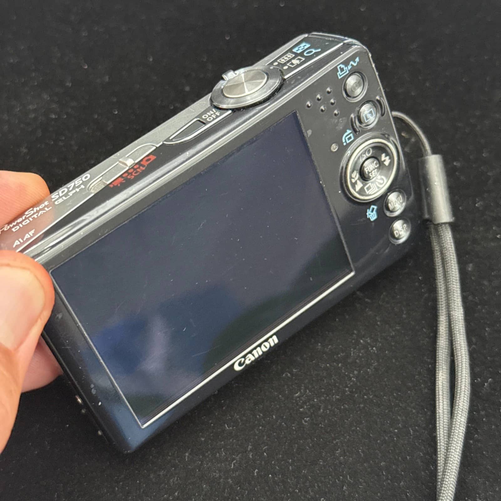 Canon SD 750 Digital Cameras Silver Refurbished - Excellent Body Only