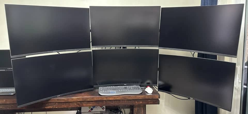 Acer XZ322Q Monitors