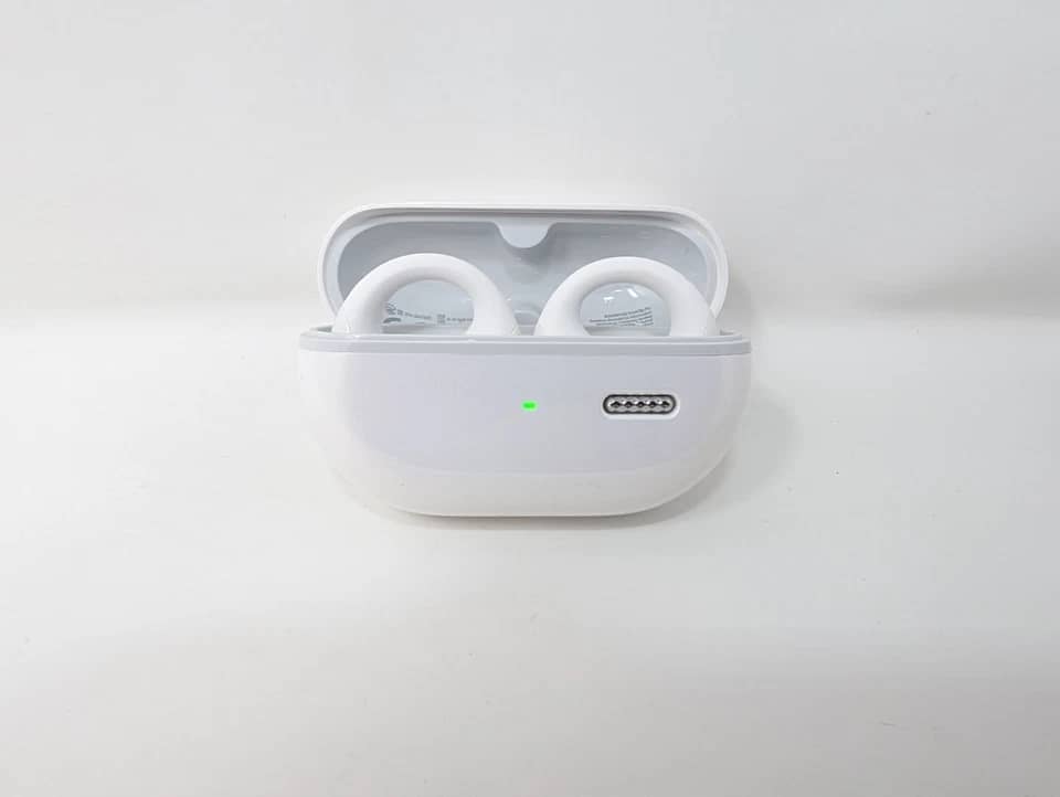 SoundPEATS Pearlclip Pro Headphones & Earbuds White New