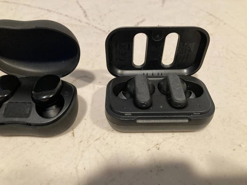 Skullcandy JLab GO Air POP Headphones & Earbuds 