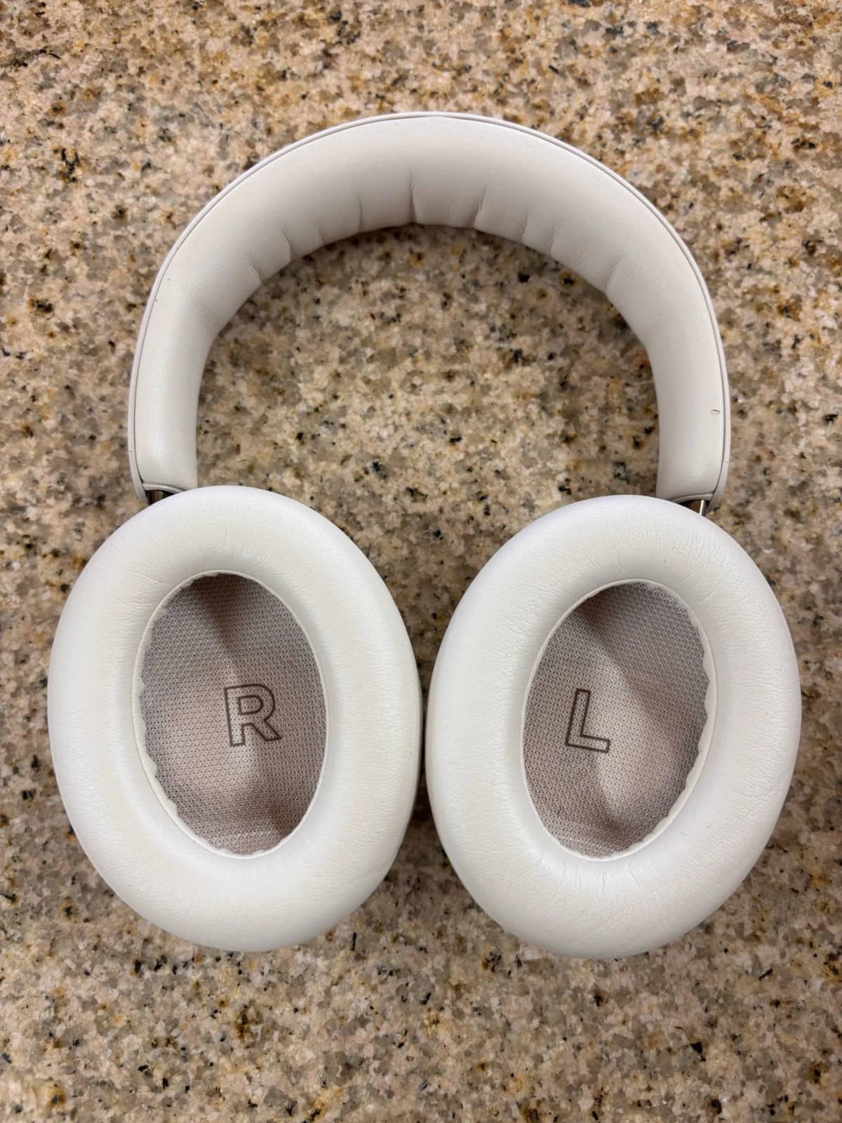 Bose QuietComfort Ultra 2nd Gen Headphones & Earbuds Desert New
