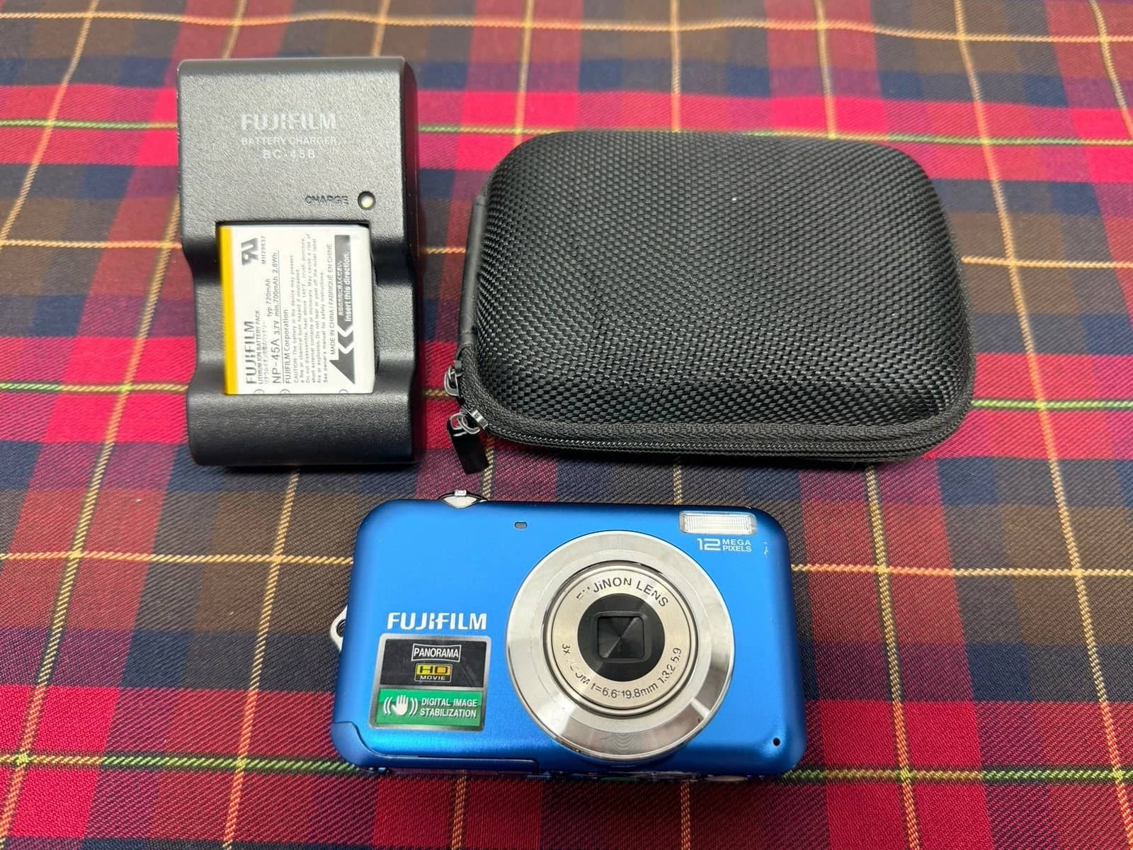 Fujifilm FinePix JV100 Digital Cameras Black New Body Only