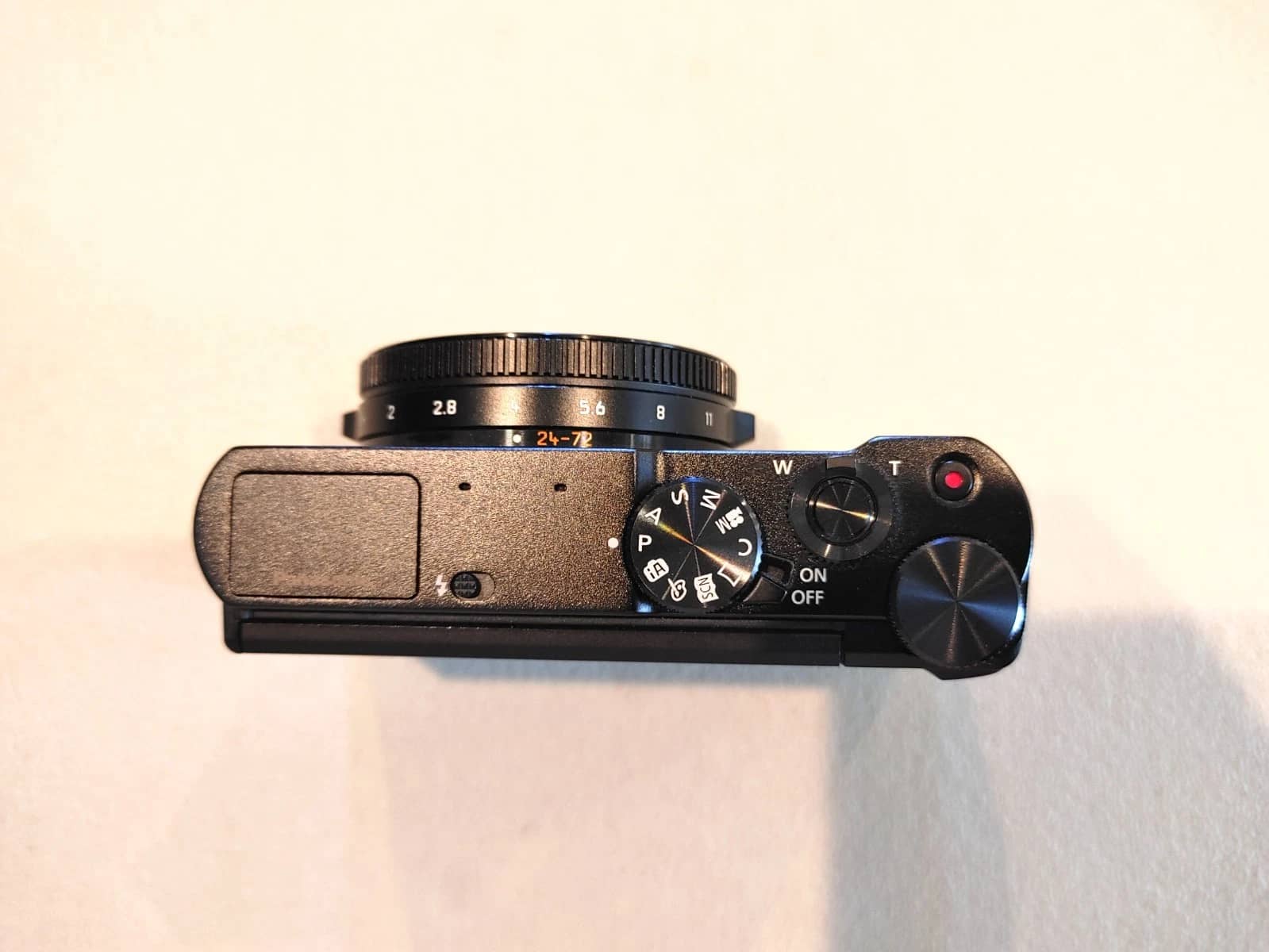 Panasonic LUMIX LX10 Digital Cameras Black New Body Only