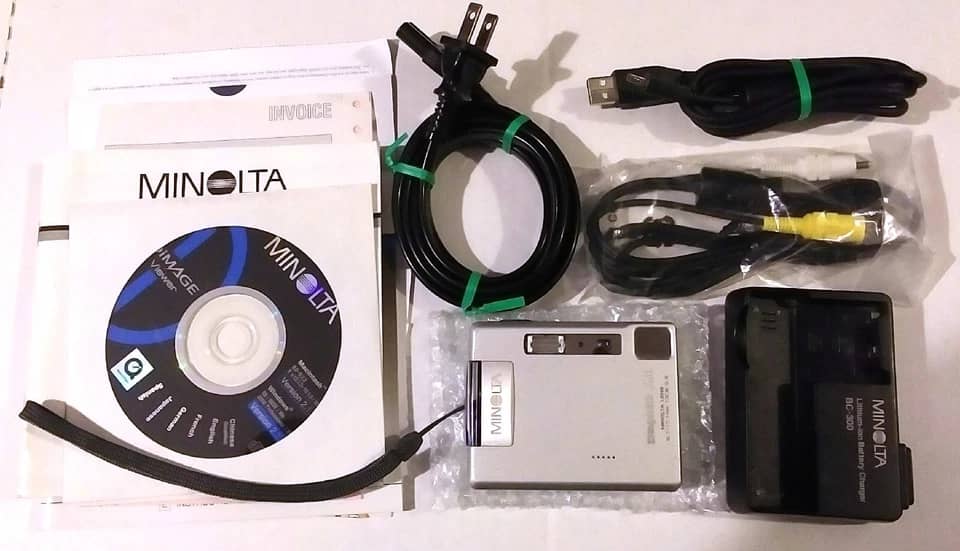 Minolta DiMAGE Xt Digital Cameras Silver Used - Good