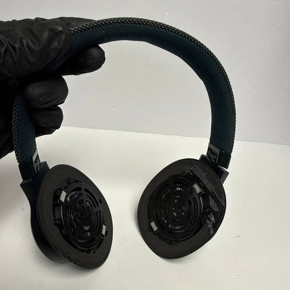 JBL Live 500BT Headphones & Earbuds 