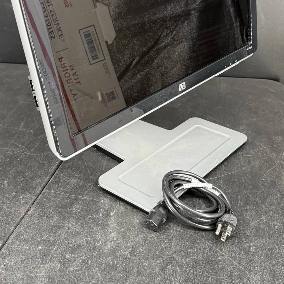 HP W2207 Monitors
