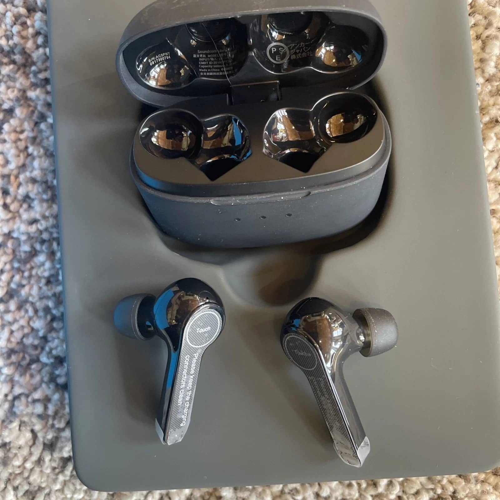 Soundcore A3902 Headphones & Earbuds Black New