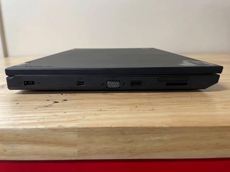Lenovo ThinkPad L560 Computers