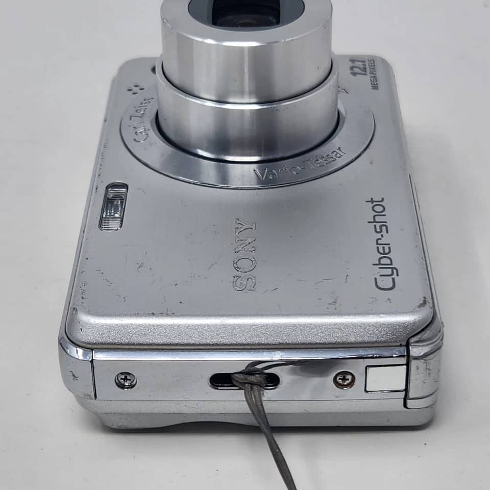 Sony DSC W220 Digital Cameras pink New Body Only