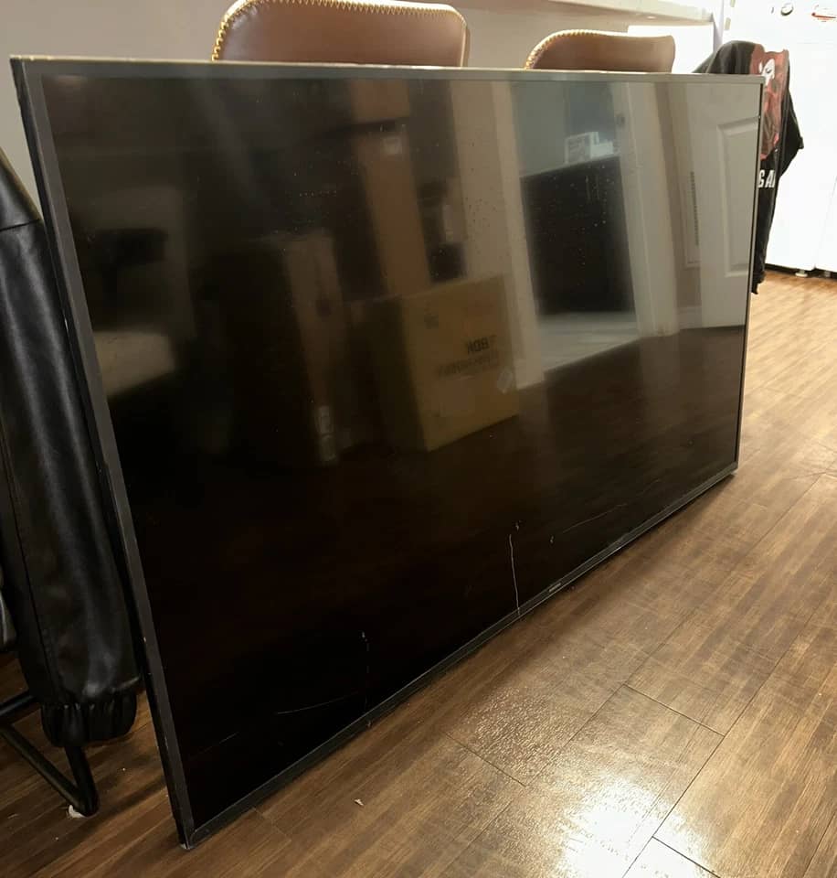 Samsung CU8000 TVs