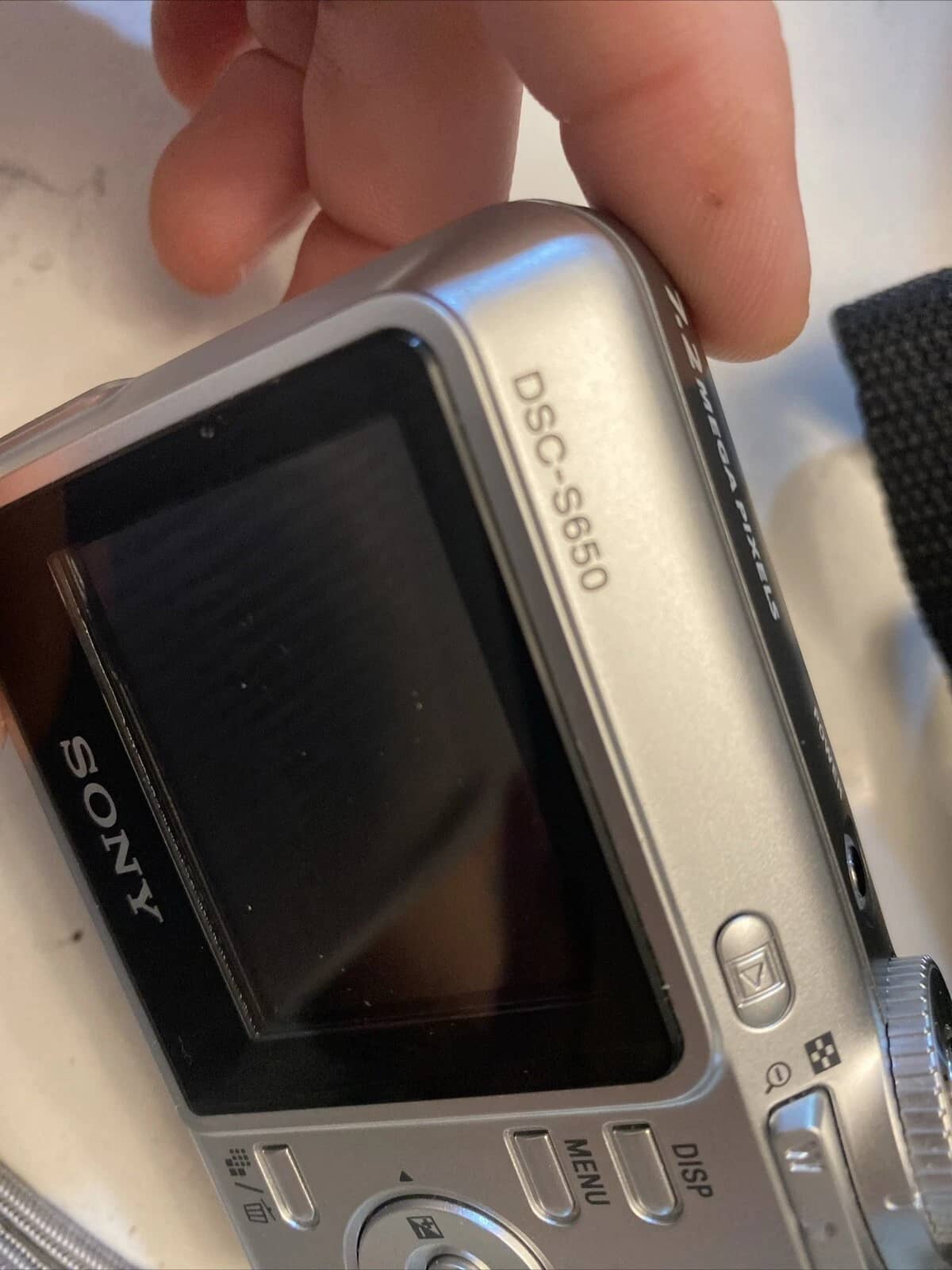 Sony Cyber-shot DSC-S650 Digital Cameras Silver New Body Only