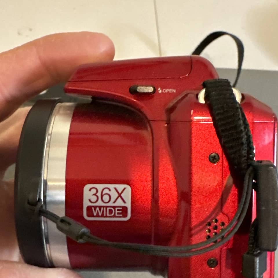 HP D3500 Digital Cameras
