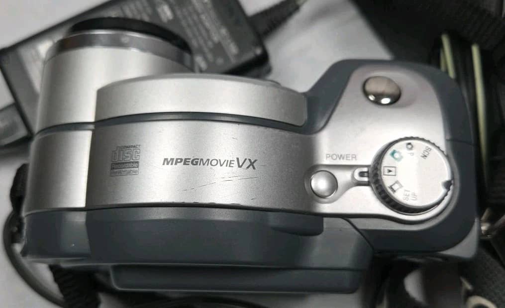 Sony Mavica MVC-CD350 Digital Cameras Black Open-Box Excellent Body Only