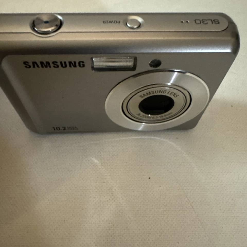 Samsung SL30 Digital Cameras Silver Used - Good Body Only