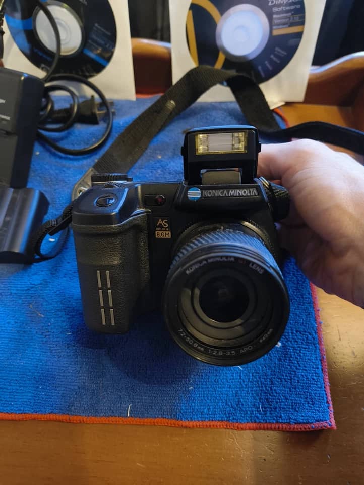 Minolta DiMAGE A2 Digital Cameras