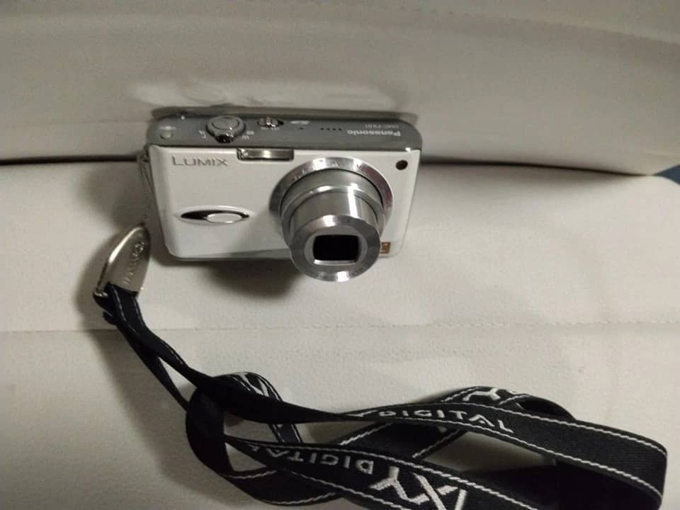 Panasonic DMC FX01 Digital Cameras Black New Body Only