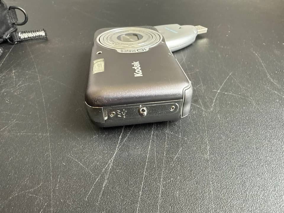 Kodak EasyShare V1003 Digital Cameras Brown New Body Only