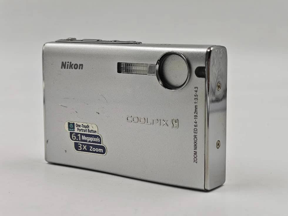 Nikon s9 Digital Cameras Gray New Body Only