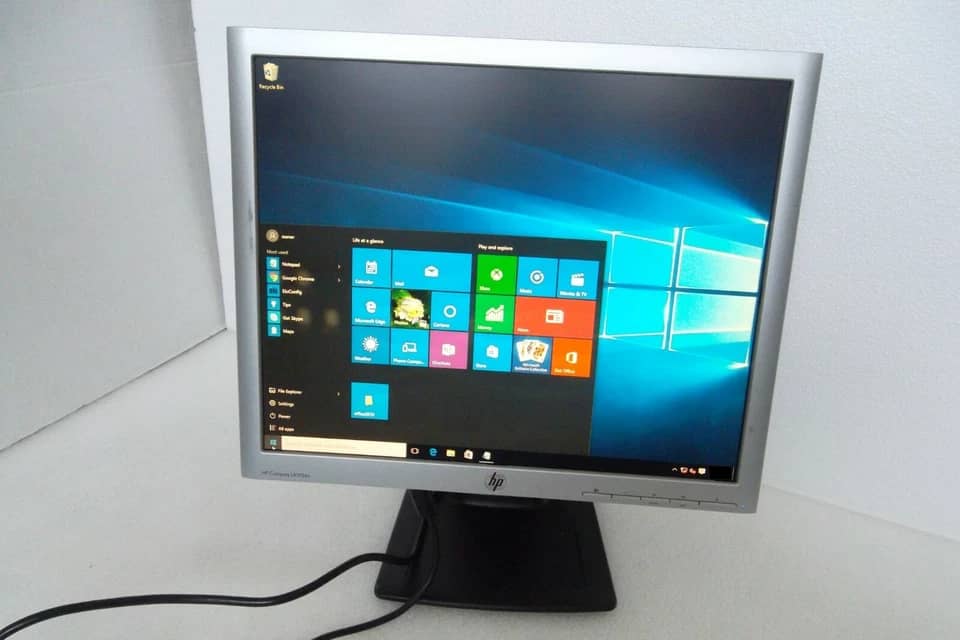 HP LA1956x Monitors