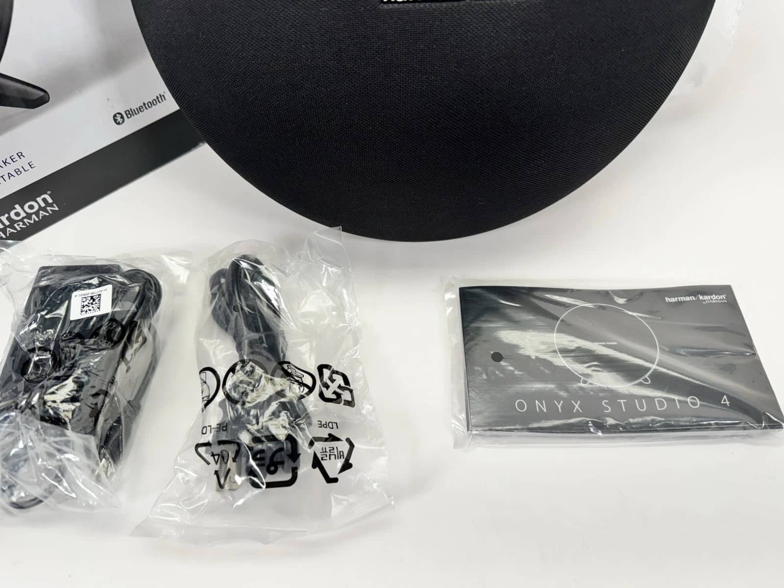 Harman Kardon Onyx Studio 4 Portable Bluetooth Speakers New